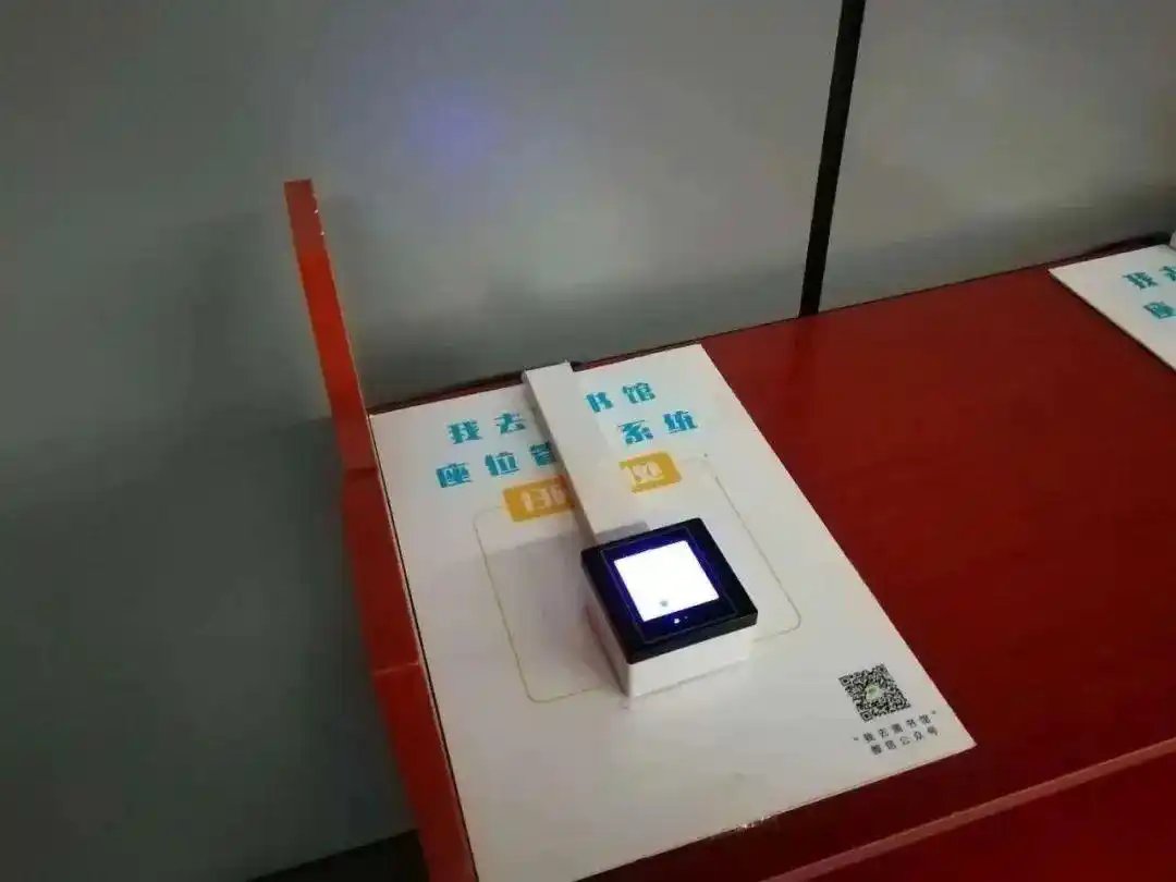 08f790529822720e162abf00d434044df01fab6a.webp.png 各楼层卫生间附近