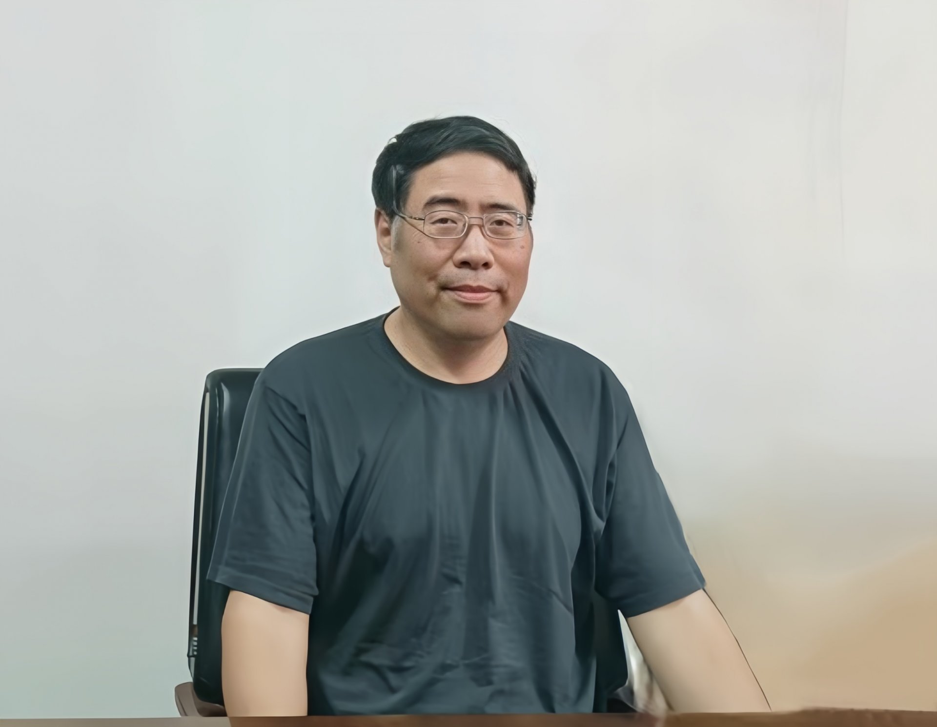 张怀通.png 网络新闻编辑部